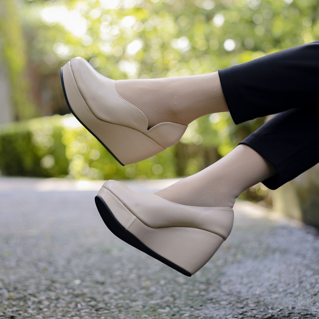 Cassy Pump Wedge