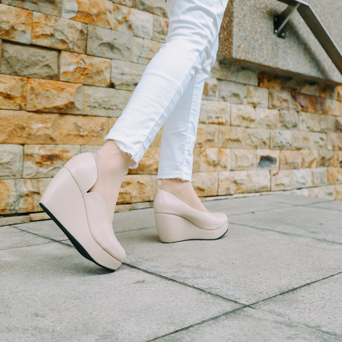 Cassy Pump Wedge
