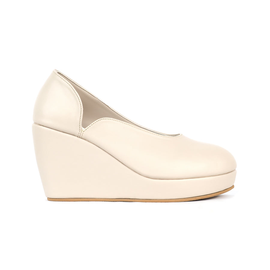 Cassy Pump Wedge