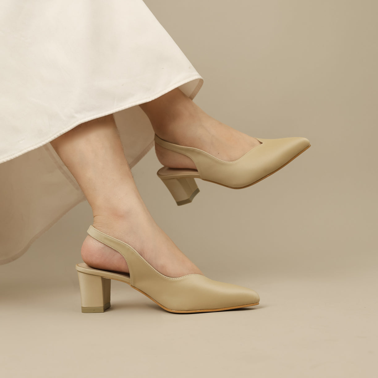 Vivy Pointed Slingback Heel