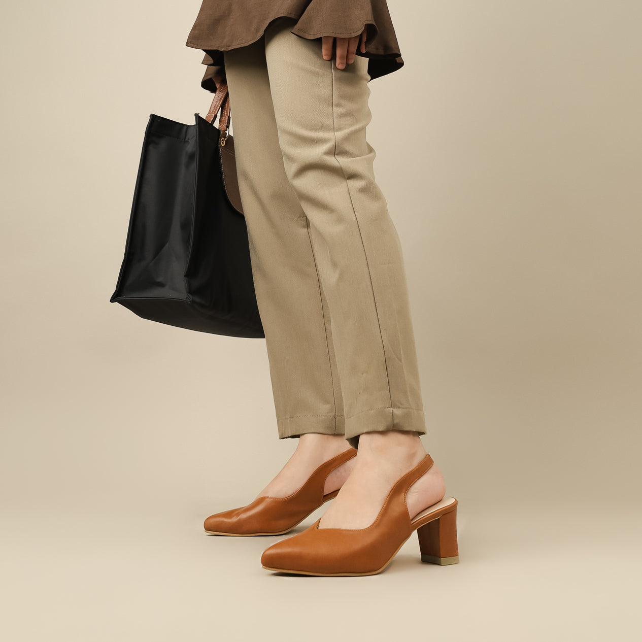 Vivy Pointed Slingback Heel