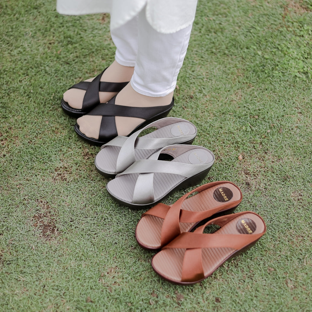 Safya Criss-Cross Sandal