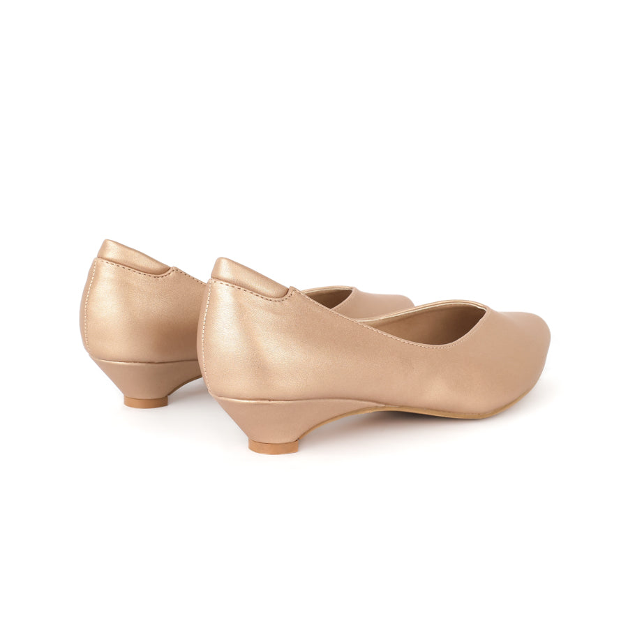 Vienna X Pointed Kitten Heel