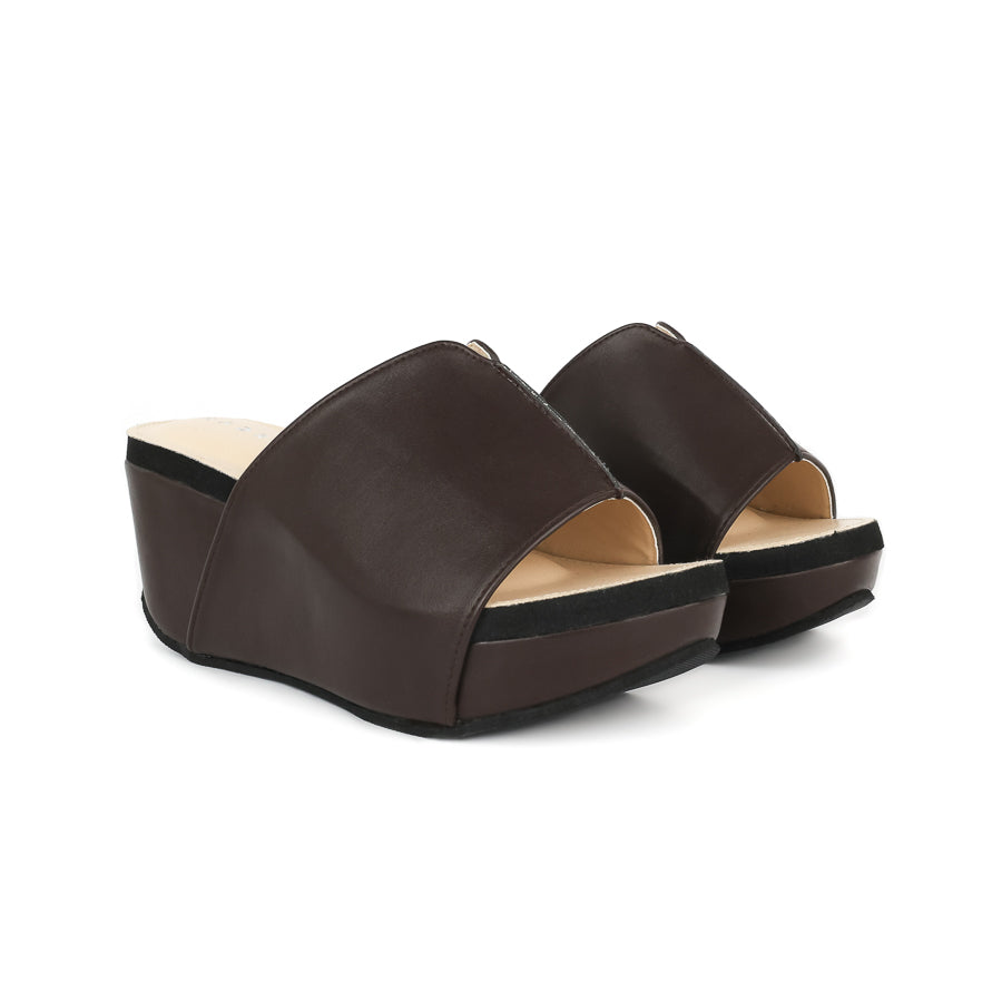 Deja Platform Sandal