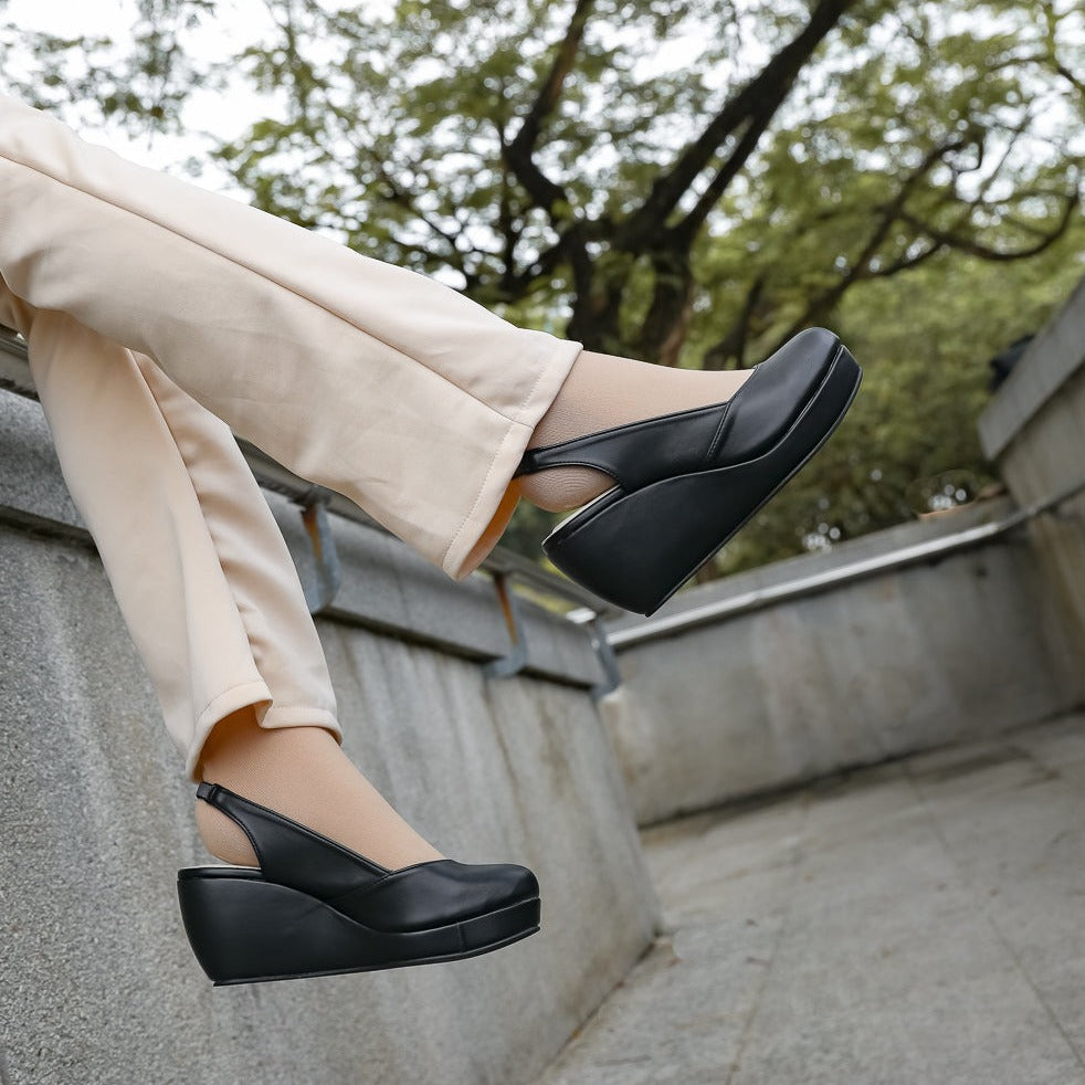 Reana SE Slingback Wedge