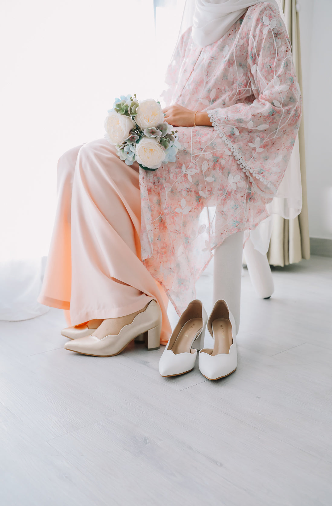 Defect Lily Scallop Block Heel