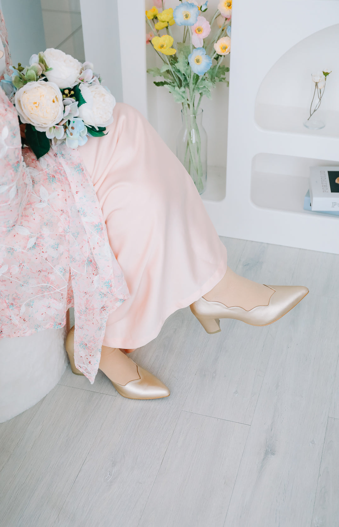 Defect Lily Scallop Block Heel