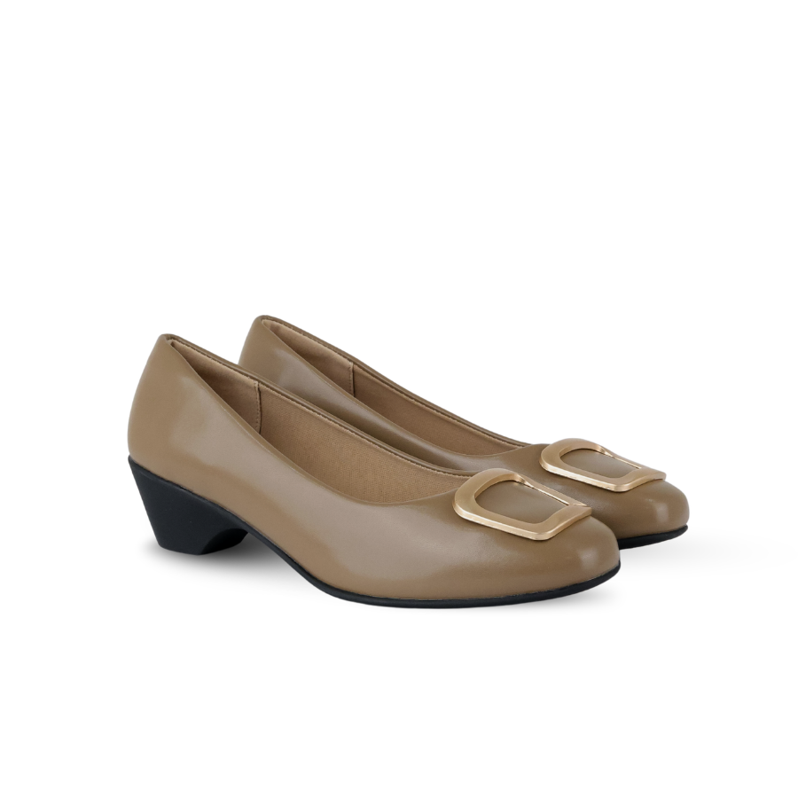 Evana Square Toe Pump Heel