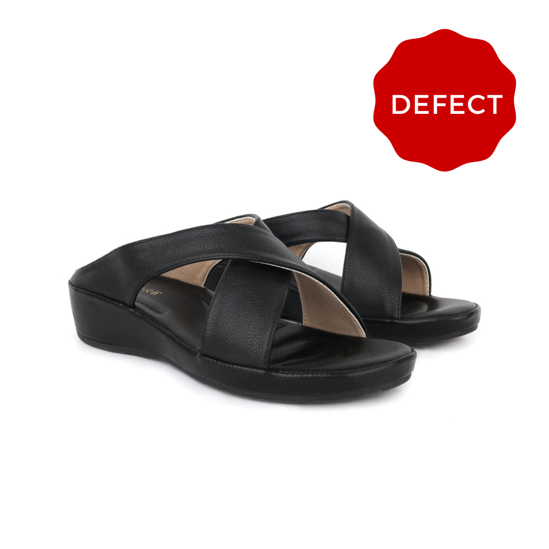 Defect Filia Criss-Cross Sandal