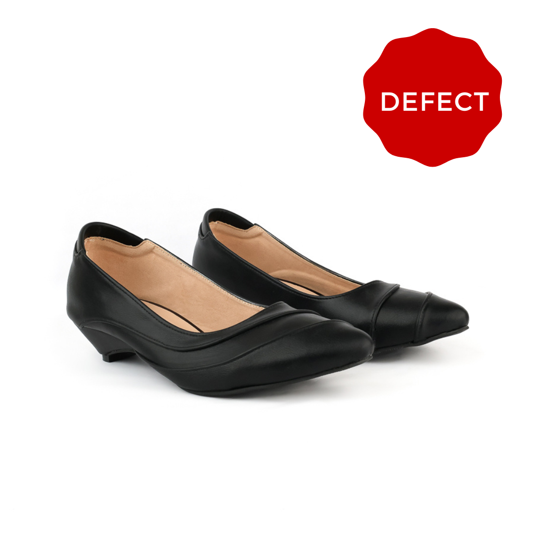 Defect Seroja X Pointed Kitten Heel