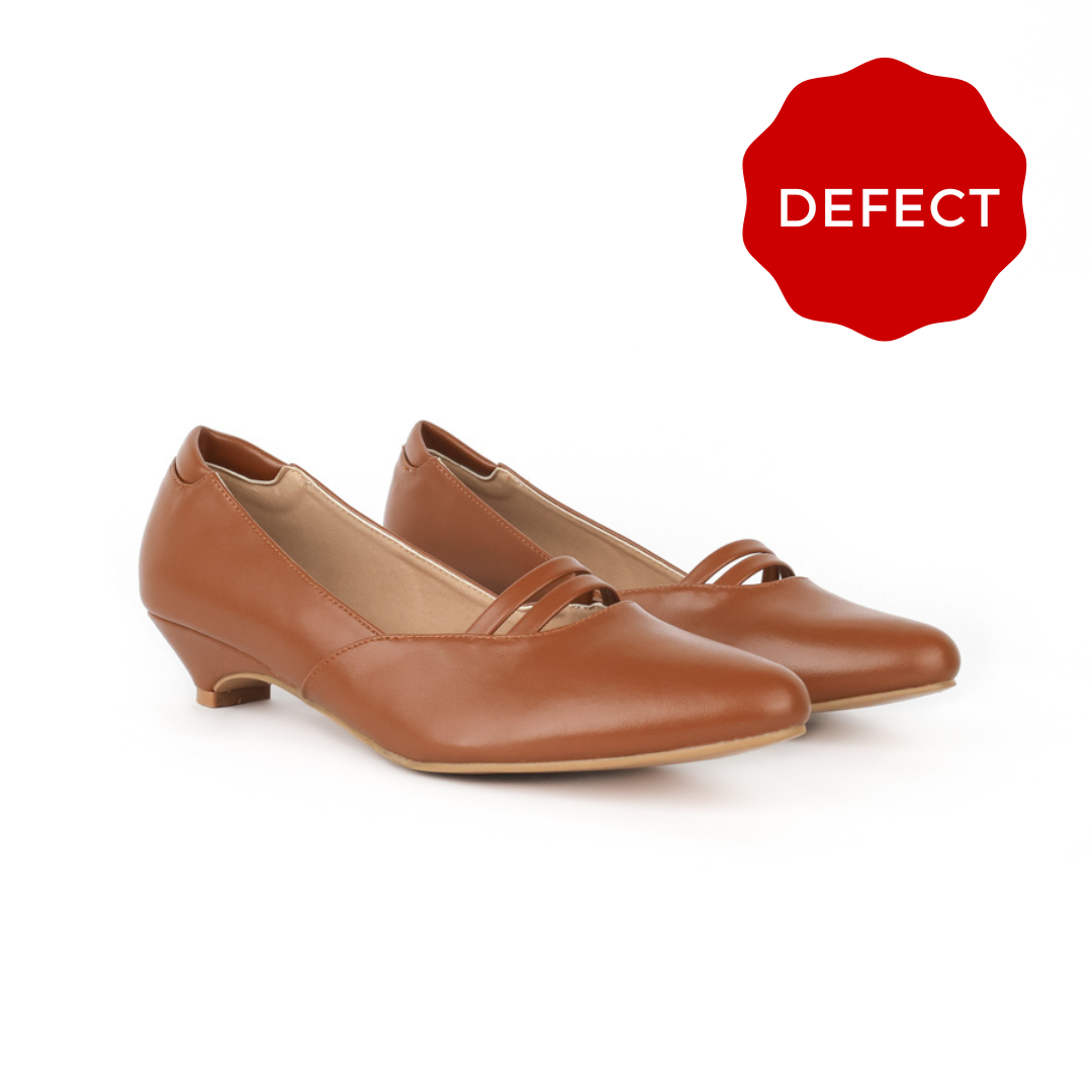 Defect Stiora X Pointed Kitten Heel