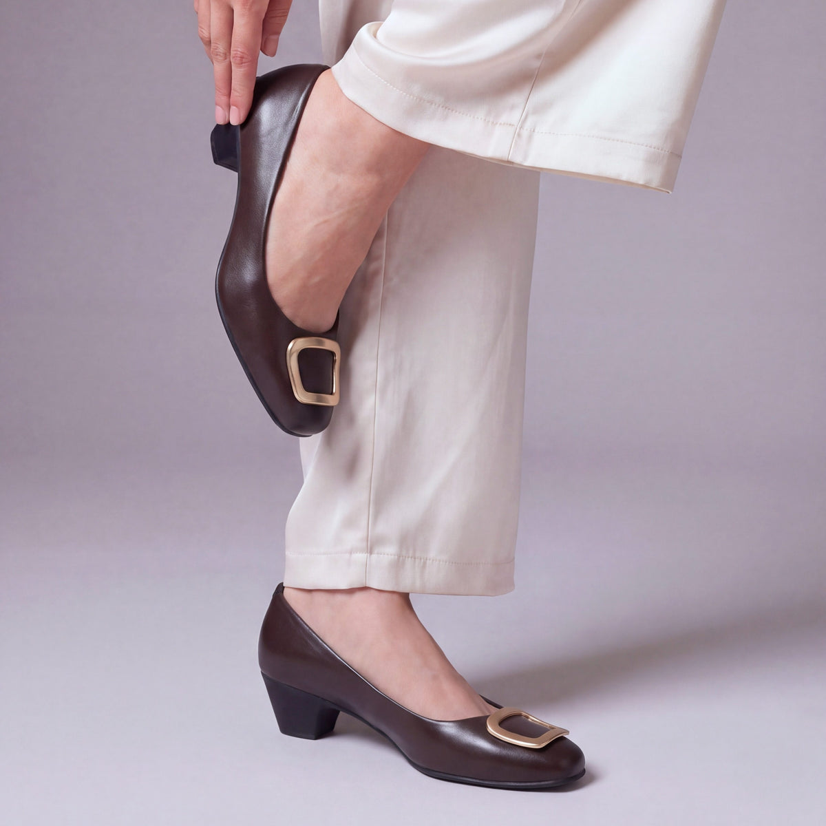 Evana Square Toe Pump Heel