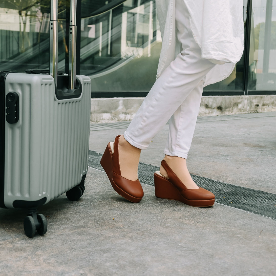 Defect Reana X Slingback Wedge