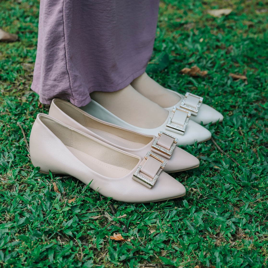 Defect Ayra Diamond Ballerina Flats