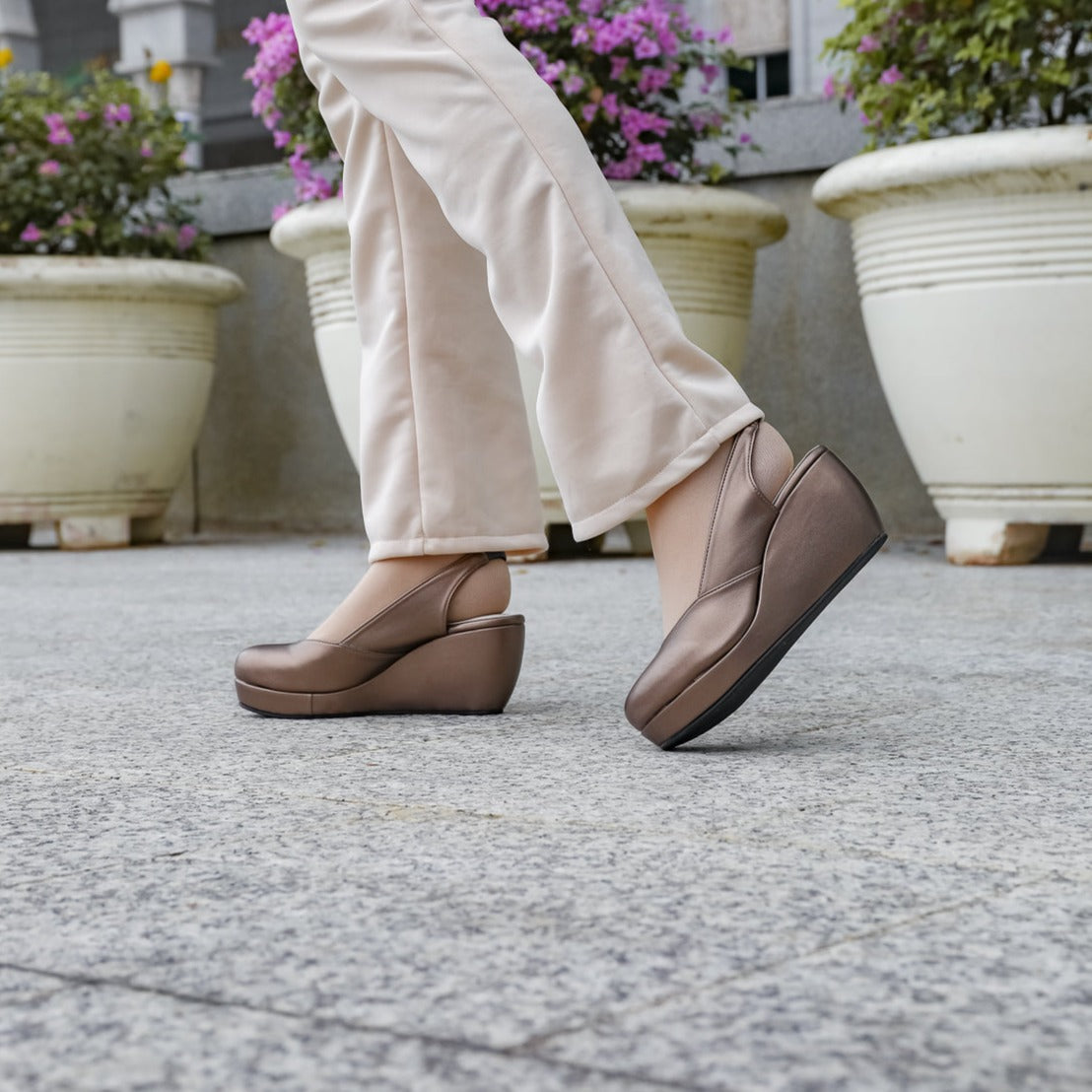 Reana SE Slingback Wedge