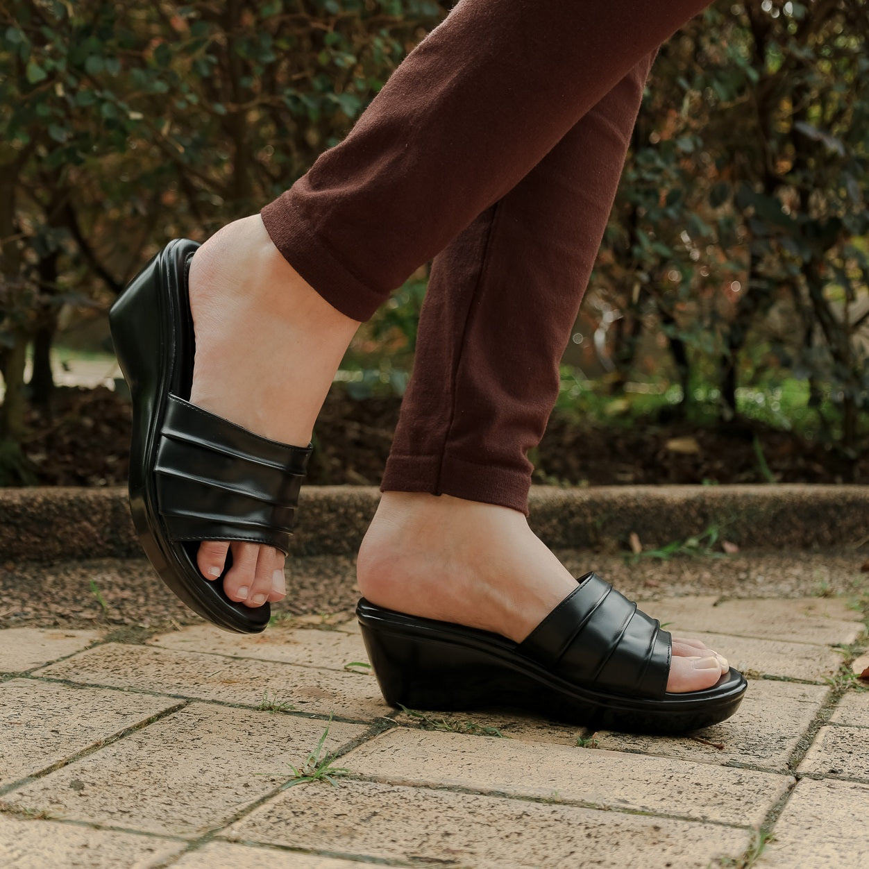 Selma Pleated Sandal