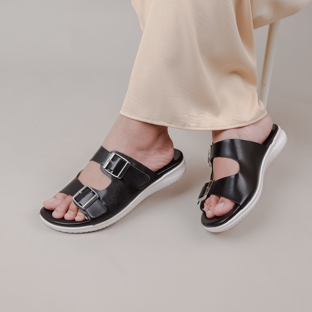 Bayu Slip-On Sandal