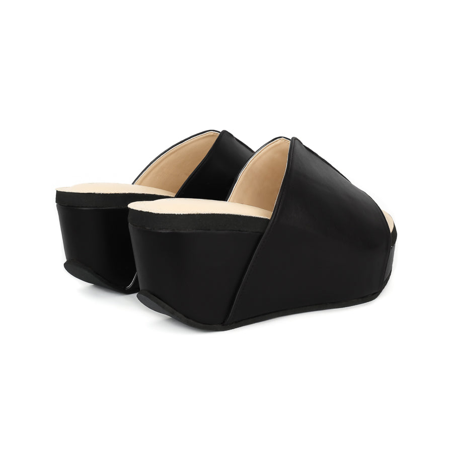 Deja Platform Sandal
