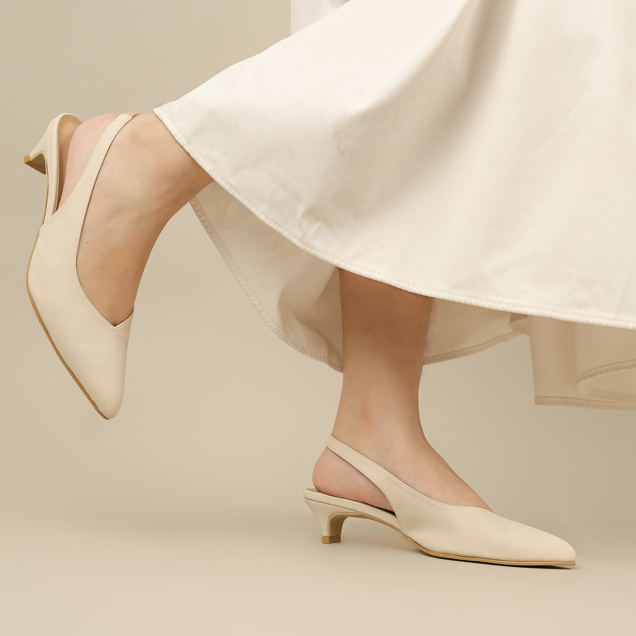 Defect Tiffany Pointed Slingback Heel