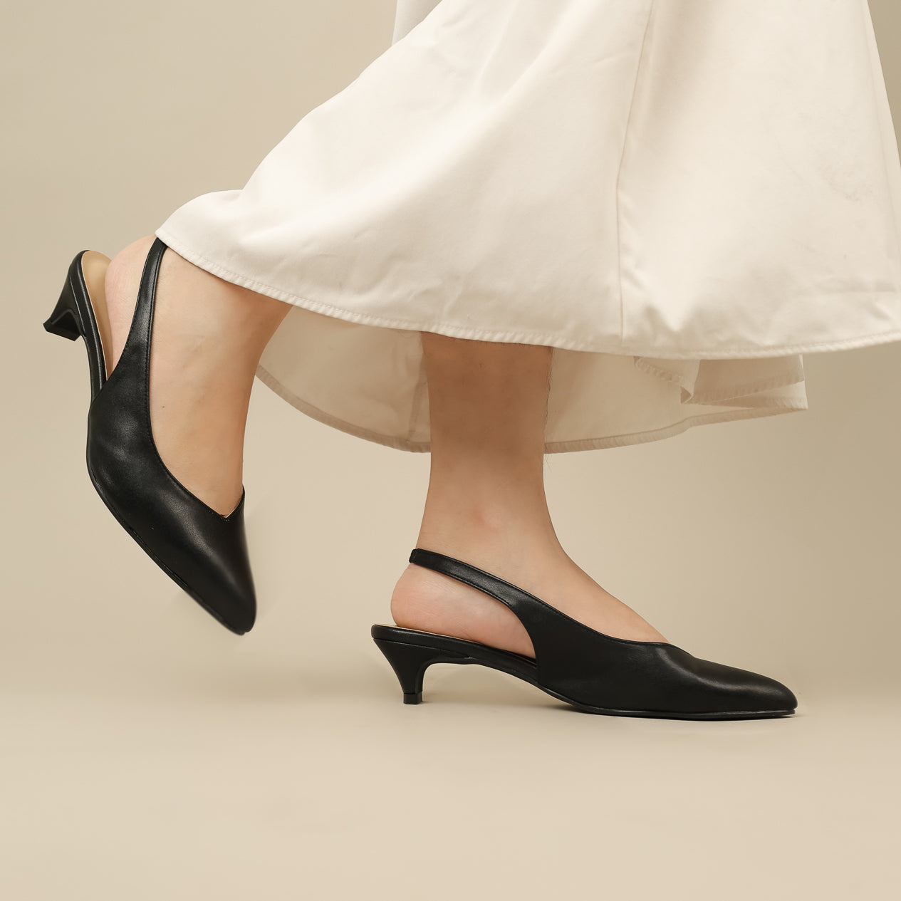 Defect Tiffany Pointed Slingback Heel