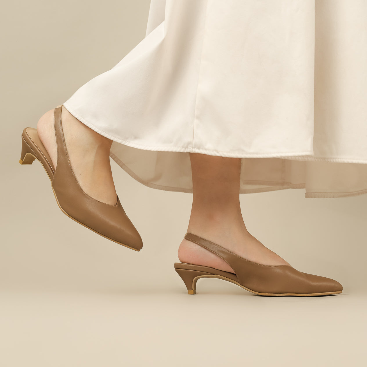 Defect Tiffany Pointed Slingback Heel