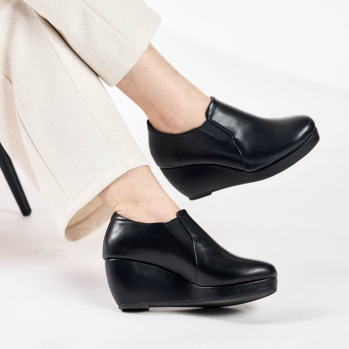 Jayla Wedge Boots