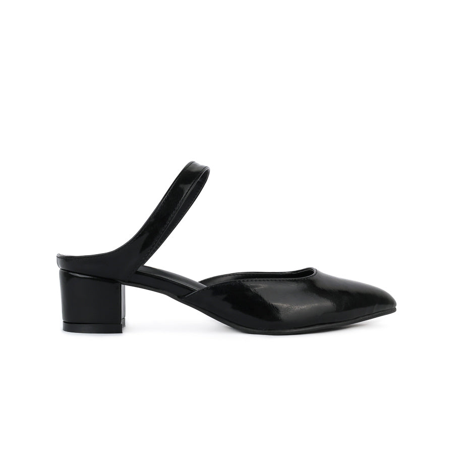 Mayra Mary Jane Pointed Heel
