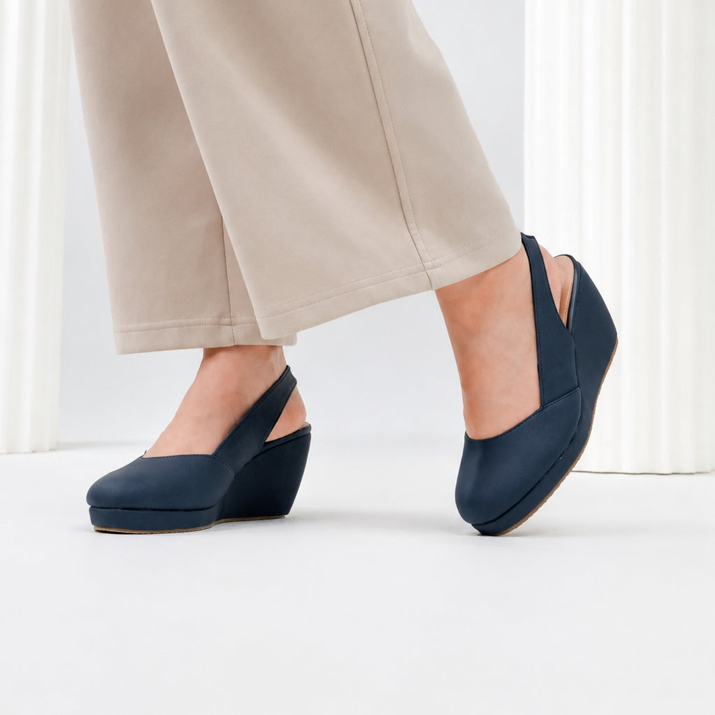 Reana SE Slingback Wedge