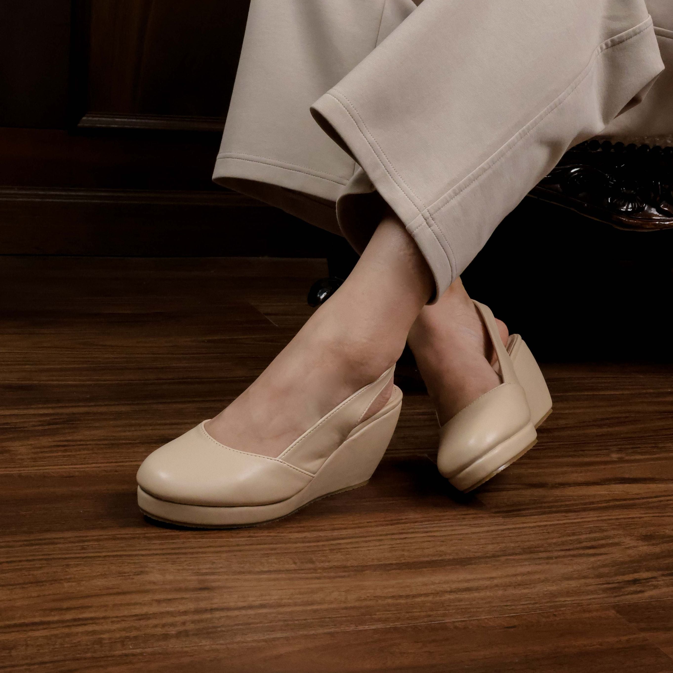 Reana SE Slingback Wedge